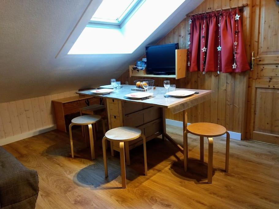 T2 Pour 4 Pers Style Chalet Pied Des Pistes Bolquere Pyrenees 2000 Екстериор снимка